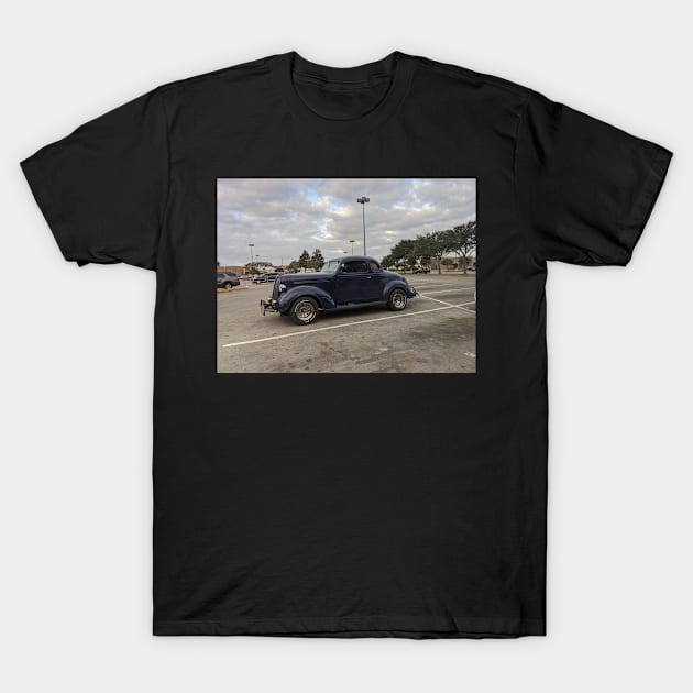 antique automobile T-Shirt by E-ShirtsEtc